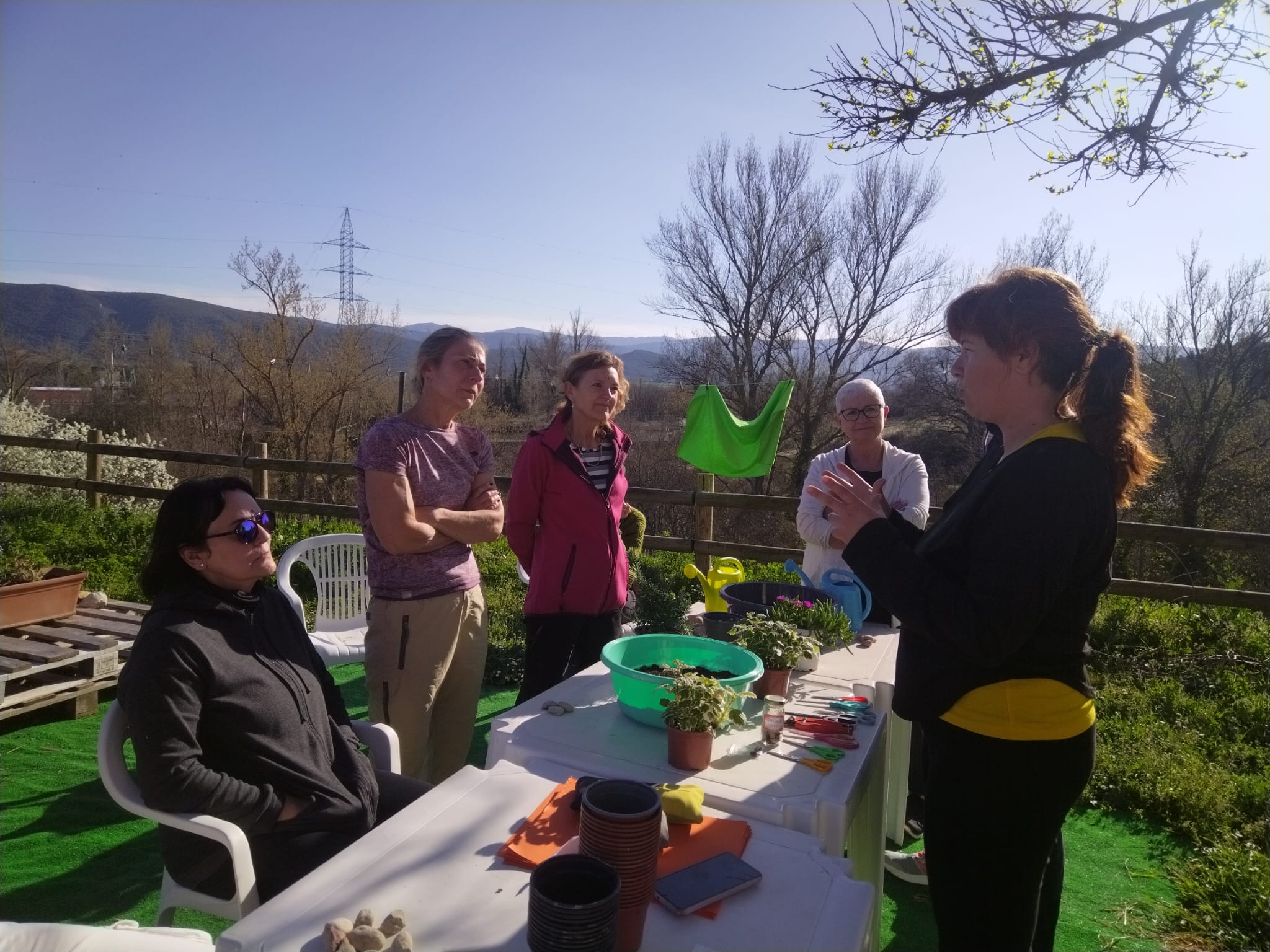 Virginia Pereda y sus cursos de huerto-jardín ecológicos